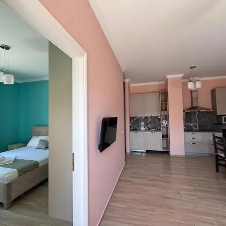 Daire Myrtaj - Luxury Private Pool Saranda