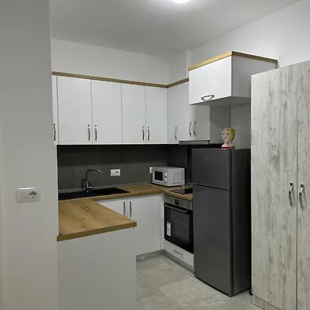 Apartment Myrtaj *